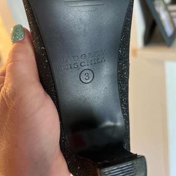 Badgley Mischka Girls Dress Shoes Size 3 / Women’s 5 Black Sparkle heels strap - Picture 10 of 11